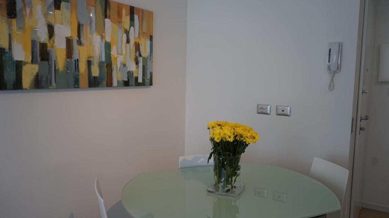 Argo Milano Apartment ภายนอก รูปภาพ